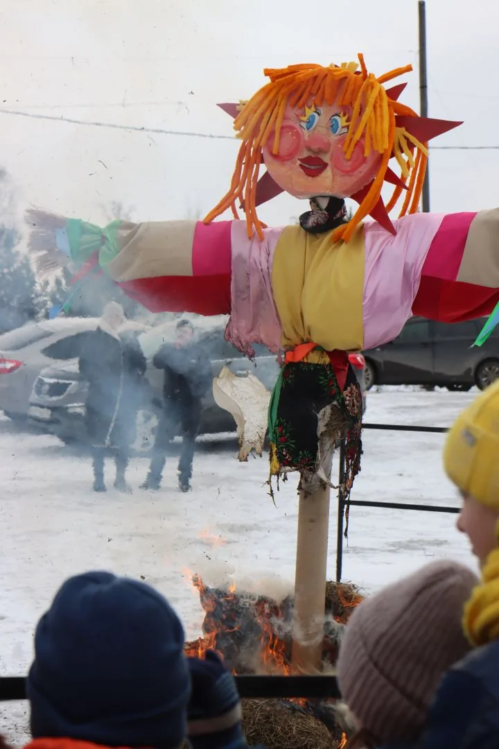 Широкая Масленица! Беловчане дружно проводили зиму! (37)