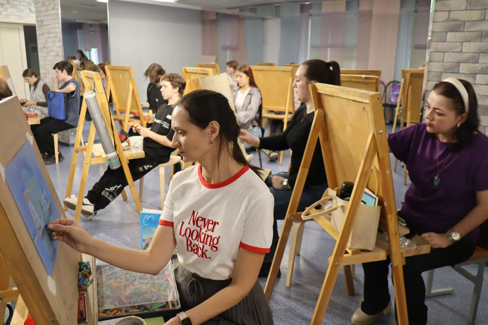 Художественная мастерская для одаренных детей. Реализация проекта «Краски Кузбасса». (149)