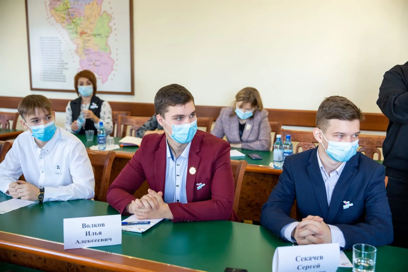 Илья Волков вошел в Совет старшеклассников при губернаторе. (1)