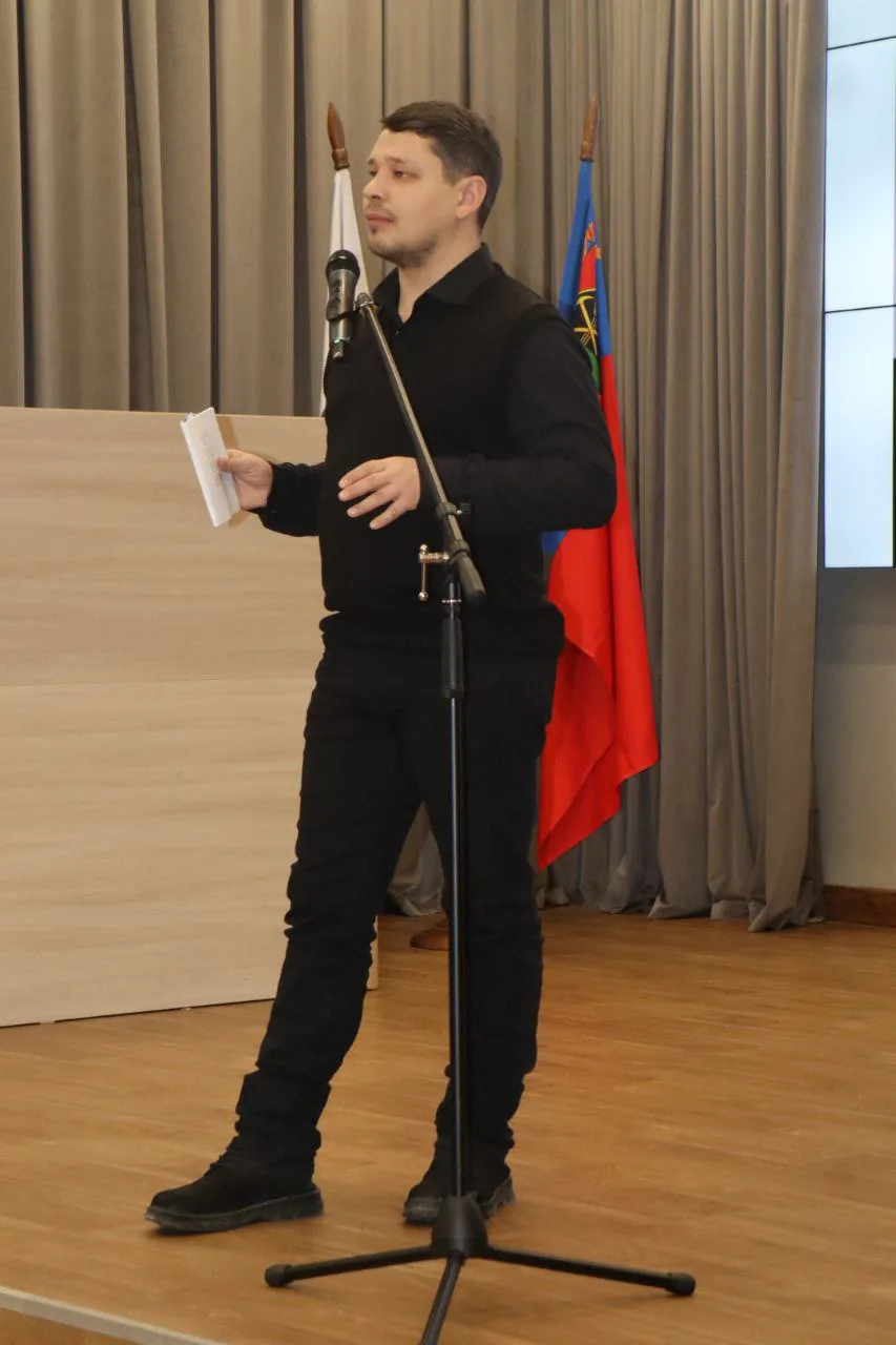 Проект «Писатель в маленьком городе» с Александром Рыжковым (12)