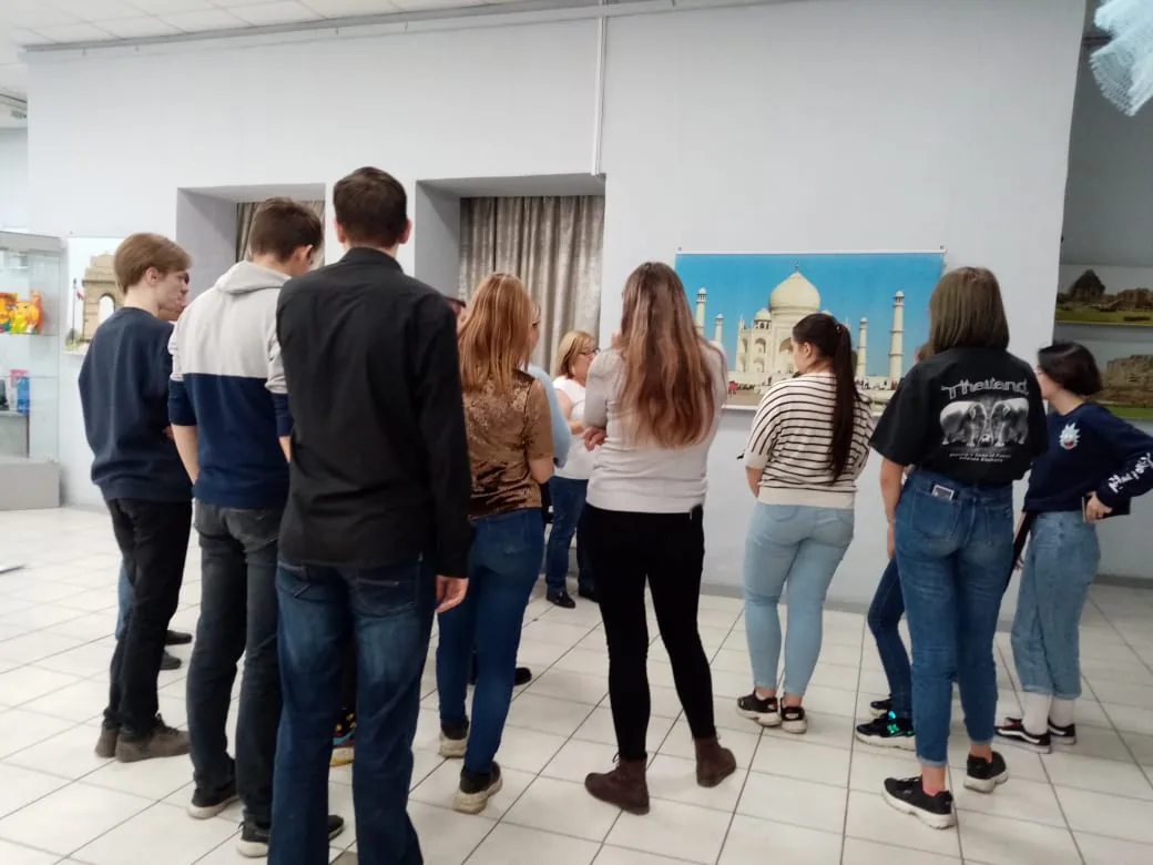 Неделя Индии в "Вернисаже" (14)