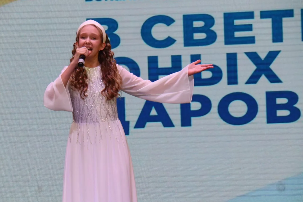 В Белово состоялся II этап Регионального конкурса вокалистов «В свете юных дарований». (9)