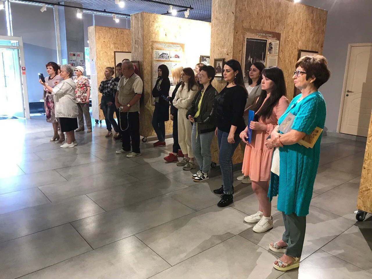 Открытие Кузбасской передвижной планшетной выставки «Владимир Вучичевич-Сибирский: первый в Кузбассе, единственный в Российской Империи» в Вернисаже (3)