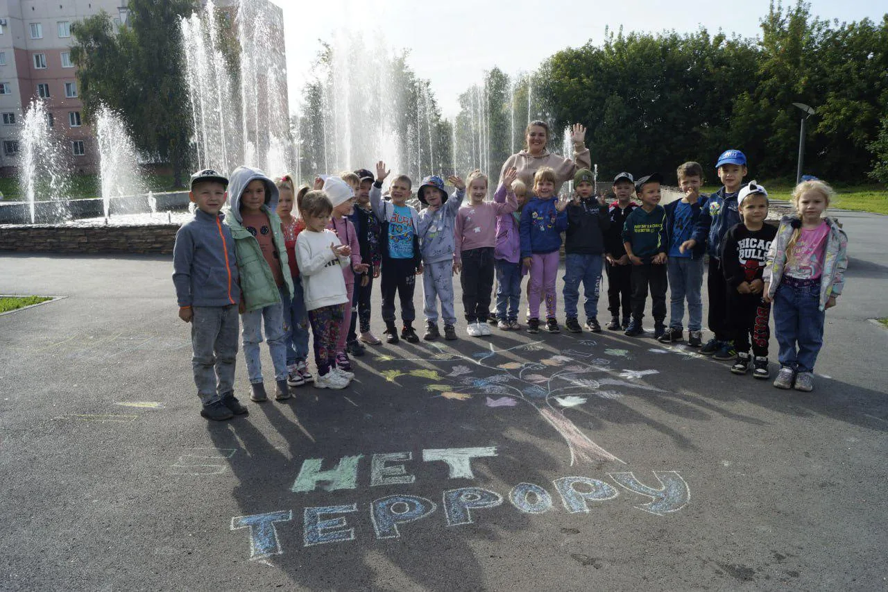 Трагедия не должна повториться! В учреждения культуры Белова прошли мероприятия, посвященные Дню солидарности в борьбе с терроризмом (15)